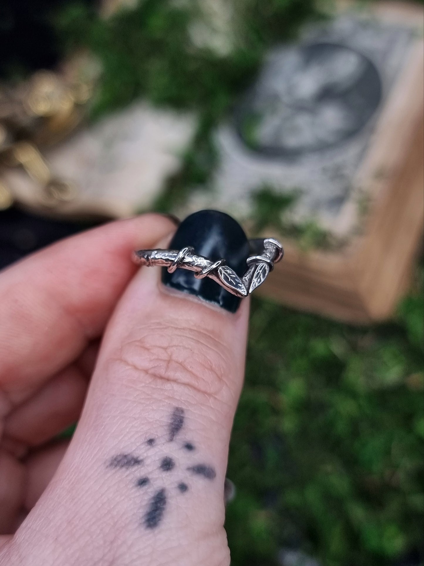 Sapling Wishbone Ring MTO