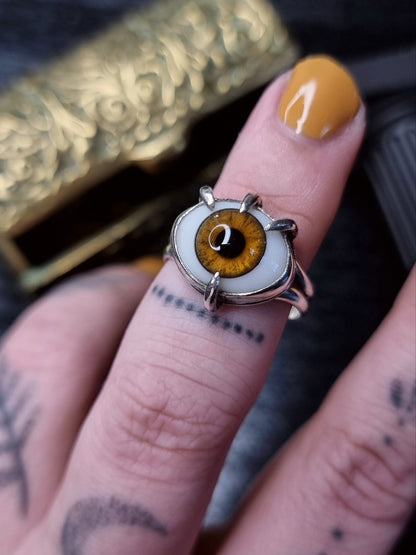 The Clawed Eye Ring MTO