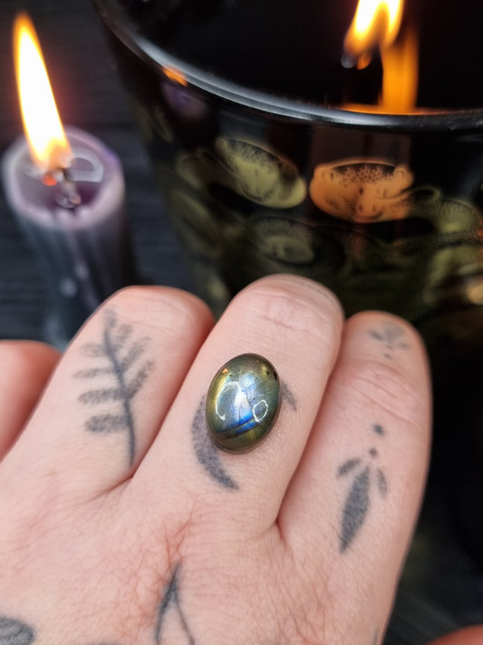 Labradorite Oval 03 PYP