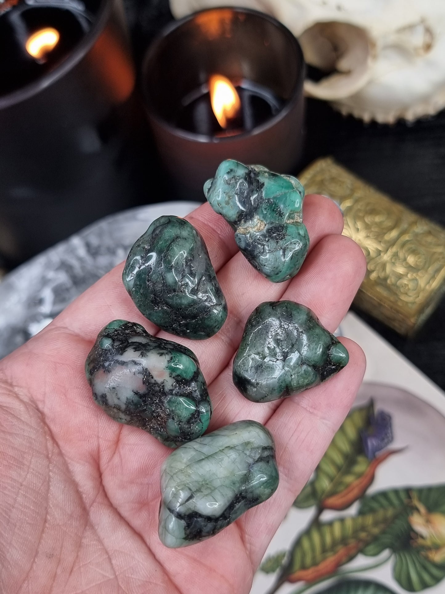 Emerald Tumble stone