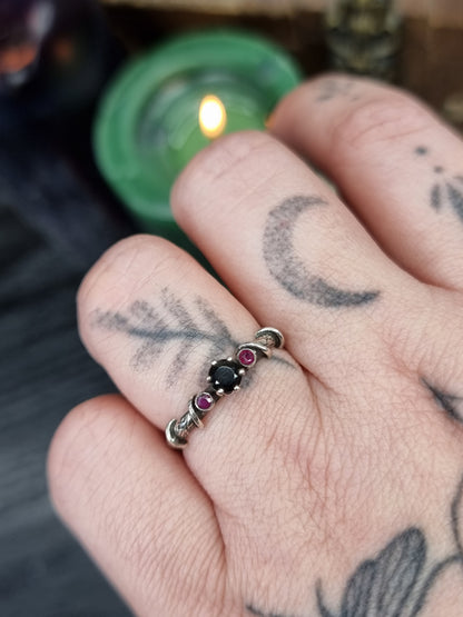 Entwined Ring UK P 1/2