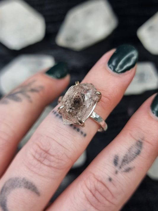 Clawed Herkimer Ring (UK Q 1/2)