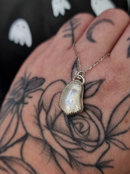 Moonstone Poe Necklace 01