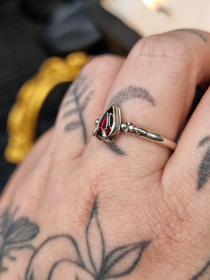 Vampiress Ring MTO