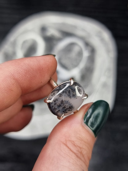 Clawed Dendritic Ring (UK N 1/2)