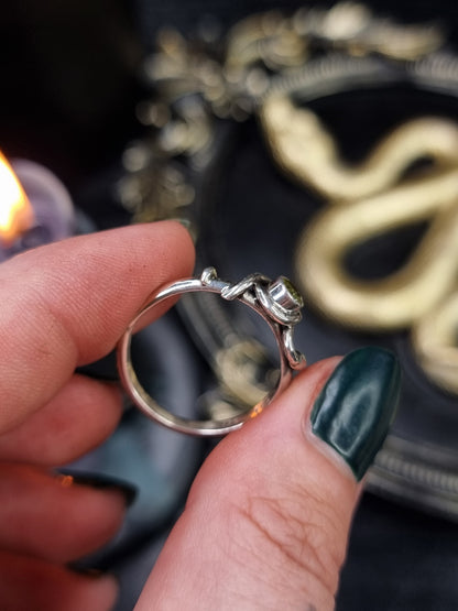 Peridot Coiled Ring (UK Q)