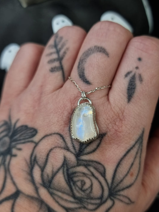 Moonstone Poe Necklace 02