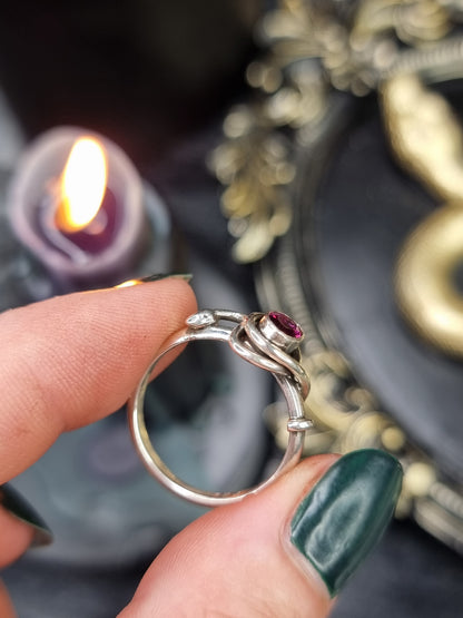 Rhodolite Garnet Coiled Ring (UK O)