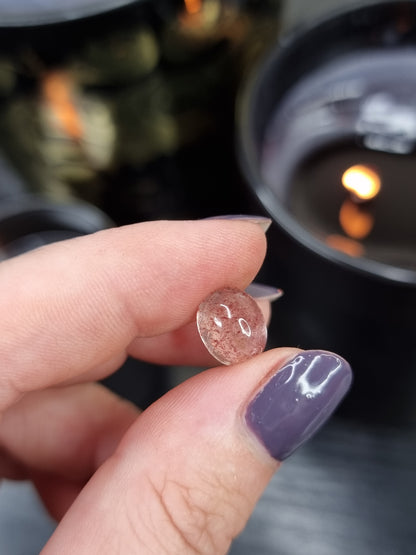Hematite Quartz Oval 01 PYP